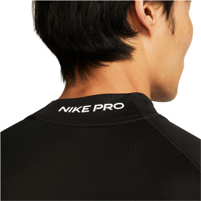 Спортска блуза Nike Dri-Fit за мажи, со долги ракави, технологија Dri-FIT, црна