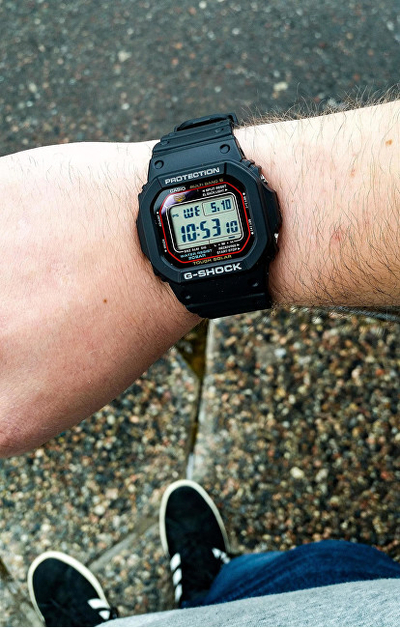 Orë dore Casio G-Shock GW-M5610-1