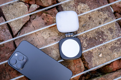 Llambë LED për telefon Newell Bella, magnetike MagSafe, ndriçim i rregullueshëm, e zezë