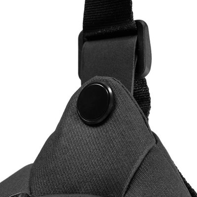 Çantë shpine Peak Design Everyday Sling V2 6L, që s’e kap uji, ngjyrë e zezë