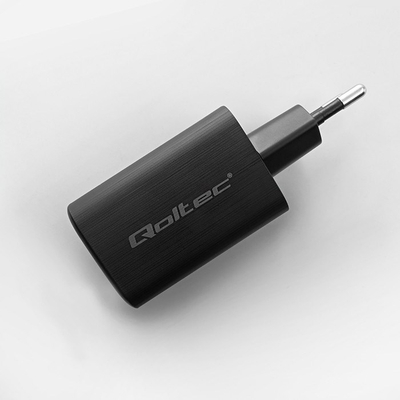 Karikues murial Qoltec 50766 GaN Ultra, USB C PD, USB A QC 3.0, i bardhë