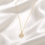 Varëse Van Cleef – Elegancë që nuk del kurrë nga moda