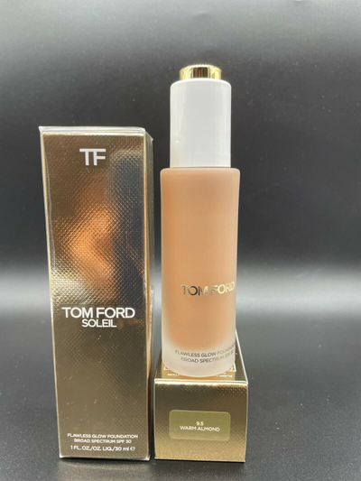 Fondatinë Tom Ford Soleil Flawless Luminous Foundation SPF 30, 9.5 Warm Almond, e lëngshme