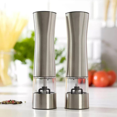 Set mulli për kripë dhe piper Klausberg KH-7610, mekanizëm qeramik, me dritë LED, çelik