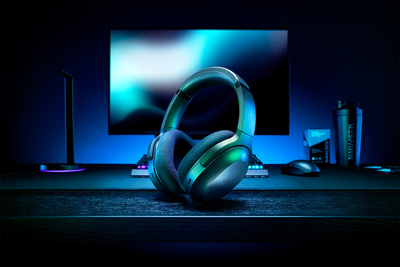 Безжични гејминг слушалки Razer Barracuda, повеќеплатформски, THX Spatial Audio, црни