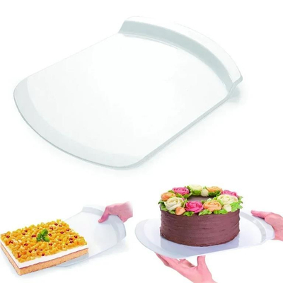 Plastikë për mbajtjen e ëmbëlsirave, bardhë. RYL