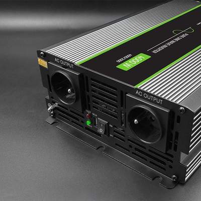 Invertor Monolith Qoltec 51939, 4000W, 24V në 230V, i zi