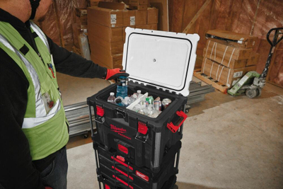 Kuti ftohëse termoizoluese Milwaukee PACKOUT XL, 38L, sistem modular, e zezë