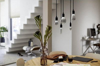 Llampë LED Philips 75969800 Globe E27, 2.3W, dritë e ngrohtë, xham i errët