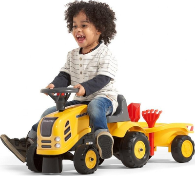 Traktor lodër Komatsu FA286C, me pedale që hipet sipër, me rimorkjo, i verdhë