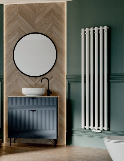 Radiator vertikal banjoje Aquafrom Asami Plus 1500x512, 625W, me varëse peshqirësh, i zi mat