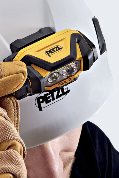 Dritë koke Petzl PIXA R E120CA00, 600 lumene, bateri rikarikueshme 1250 mAh, e zezë verdhë