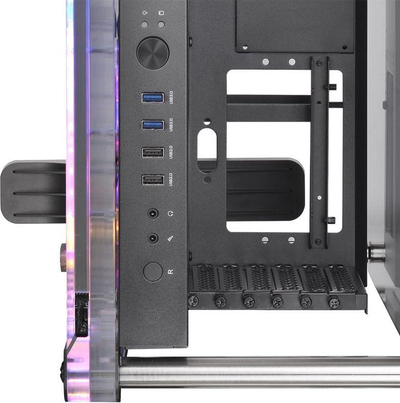 Kasë DistroCase 350P (CA-1Q8-00M1WN-00)