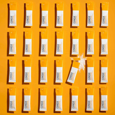 Pluhur pastrues fytyre Clinique Fresh Pressed, me vitaminë C, 28x0.5g