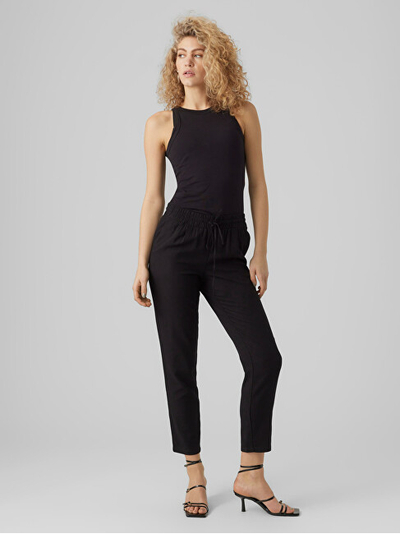 Pantallona VERO MODA VMJESMILO Regular Fit, të zi