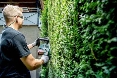 Gërshërë gardhi Metabo HS 18 LTX BL 55, brushless, me dorezë që rrotullohet
