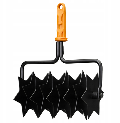 Kultivator kopshti Fiskars OneClick Star, gjerësi 21cm, mekanizëm OneClick, i zi