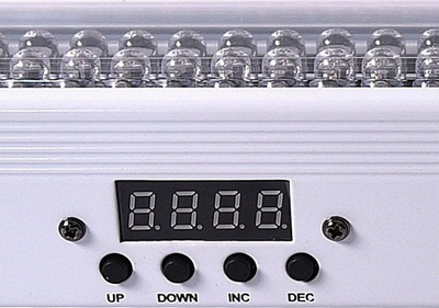 Shirit drite LED Light4Me Basic Light Bar LED 8 RGB MKII, me DMX, shumëngjyrësh