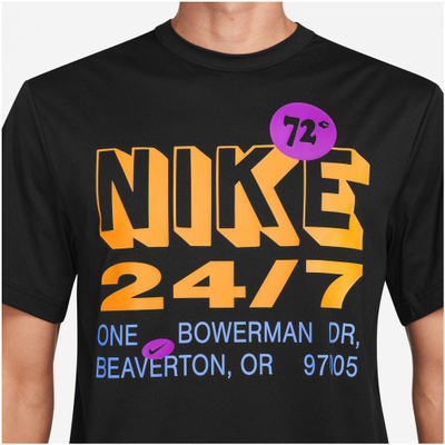 Bluzë sportive Nike Dri FIT UV Hyverse për meshkuj, me mëngë të shkurtra, e verdhë e zezë