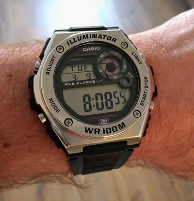 Orë digjitale Casio 3731 MWD-100H-1AVEF, e zezë