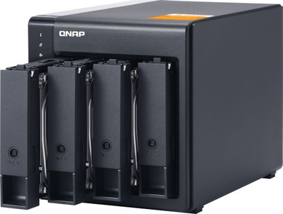 Enklodhurë QNAP TL-D400S, 4 slote 3.5", SATA 6 Gb/s, e zezë