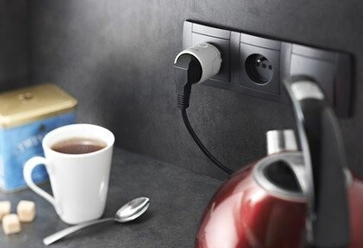 Prizë Somfy ON-OF Plug io Somfy, e bardhë