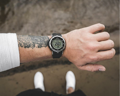 Orë për meshkuj Casio, e vjollctë