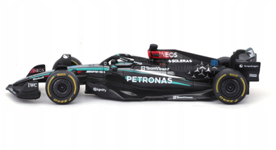 Машина модел Bburago Mercedes AMG F1 W15 E Performance #63, diecast 1/43, колекција, шаренолика