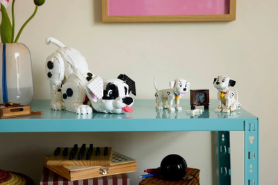 Lodër ndërtime Disney Lucky and Penny 101 Dalmatians Puppies, figurina këlyshë, shumëngjyrëshe