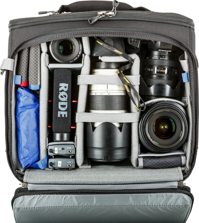 Çantë fotografike Think Tank Photo Urban Access Sling 10 për kamera DSLR ose mirrorless, e zezë