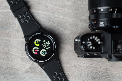 Ora e mençme Maxcom Fit FW47 Argon Lite, ekran 1.3", Bluetooth, e zezë