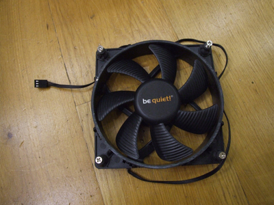 Ventilator kasë be quiet SilentWings, 120mm, 3 pin, i zi