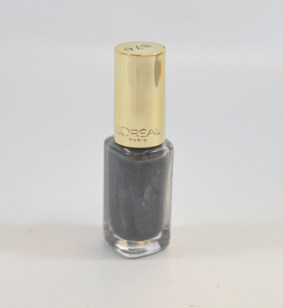 Llak thonjsh L'Oréal Paris Color Riche 876, gri metalik