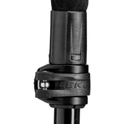 Bastun trekkingu Leki Black Series FX Carbon, palosës, karboni, i zi