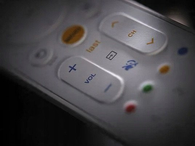 Telekomandë universale One For All URC9290, për 2 pajisje, infra të kuqe, e bardhë