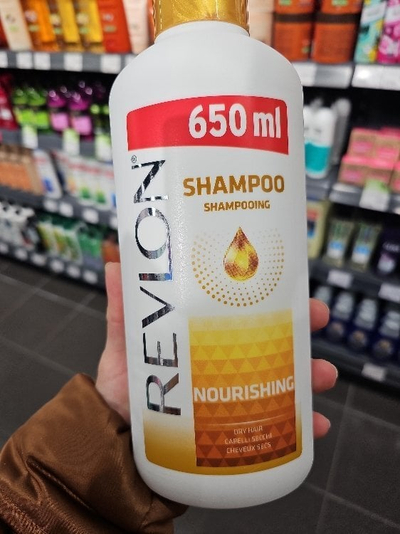 Shampo flokësh Revlon Nourishing, për flokë të thatë