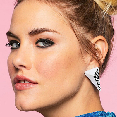 Laps për sy Benefit Badgal Bang (24 Hour Eye Pencil), 0.25 g