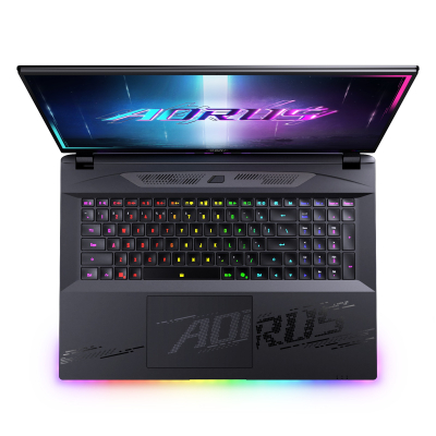Laptop Gigabyte AORUS MASTER 18, 18", 64GB RAM, 2TB SSD, RTX 5090