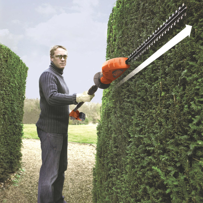Gërshërë për gardhe Black&Decker GTC1843L20-QW, pa kabllo, 18V Li-Ion, portokalli