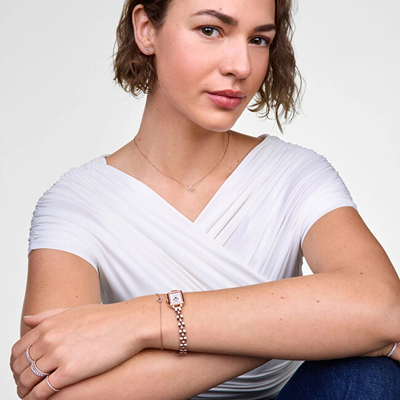 Byzylyk për femra Daniel Wellington DW00401617, i artë