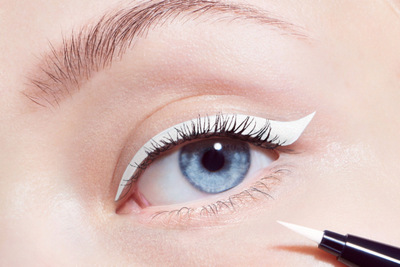 Eyeliner i lëngshëm Dior Diorshow On Stage Liner, waterproof, 0.55 ml, i bardhë mat