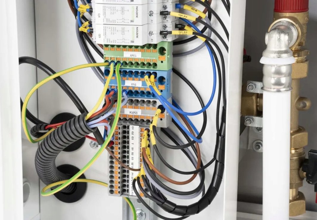 Modul hidraulik Ariston AMB 760, për pompa nxehtësie monoblock, lidhje G1", i bardhë 4