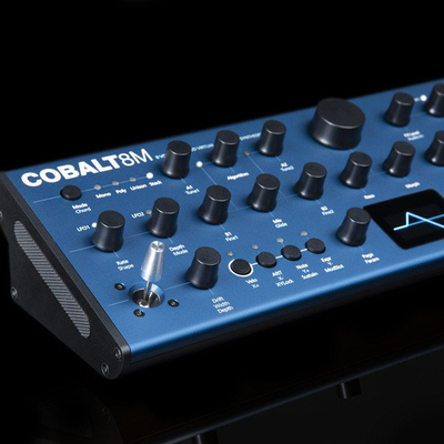 Sintетизатор Modal Electronics Cobalt 8M, 8 гласа, компактен, син