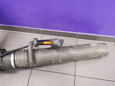 Fryrës me benzinë Husqvarna 580BTS, 3130W, për në kurriz, portokalli