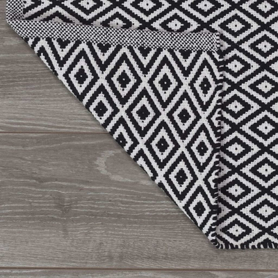 Tapet banjoje Sealskin Trellis, pambuk, kundër rrëshqitjes, i zi me të bardhë