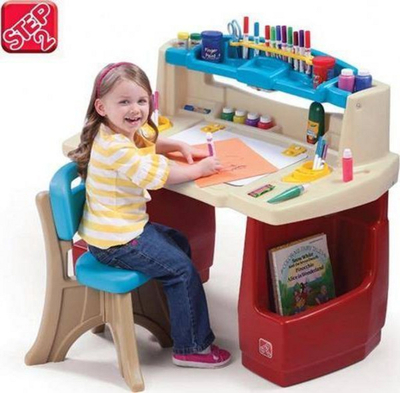 Step2 Deluxe Art Master Desk, Детска Маса за Активности и Стол