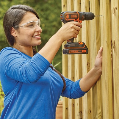 Trapano vidhosëse Black&amp;Decker BDCDC18BAFC, 18V, 2x bateri 1.5Ah, portokalli
