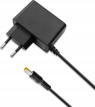 Furnizues energjie Qoltec Plug in, 15W, 15V 1A, prizë 5.5 x 2.5 mm