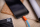 Kabllo Newell USB C në USB C, 100W, 2m, spiral, blu portokalli