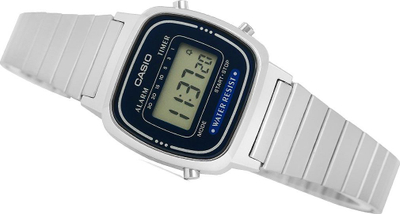 Ora digjitale Casio LA-670WA-2D, rezistente ndaj ujit 30m, byzylyk çelik inox, argjendtë